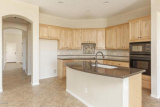 31917 15th Dr, Phoenix AZ  85085-8099 exterior