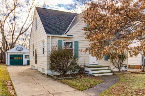 8007 Newport Ave, Cleveland, OH 44129-1334