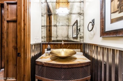 426 Woodside Ave, Park City UT exterior