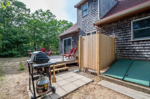 40 Fairview Ave, Eastham MA  02642-2239 exterior