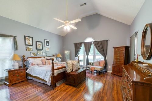 113 Windsor Cir, Stockbridge GA 30281-1864 exterior