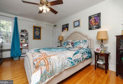 605 Delaware St, West Deptford NJ  08096-1576 exterior