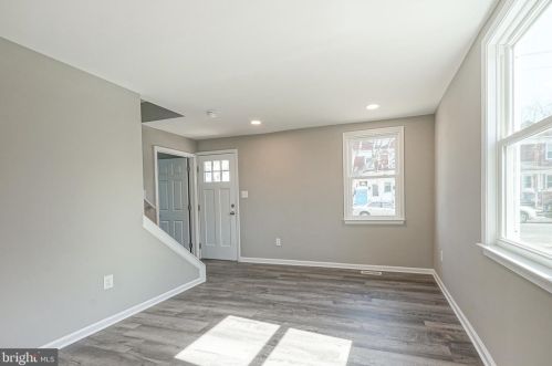 326 Billingsport Rd, West Deptford NJ 08066-2238 exterior