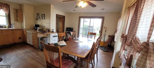 1111 Hessian Ave, West Deptford NJ  08093-1930 exterior