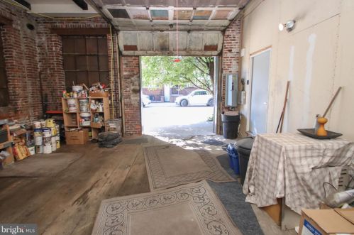 1225 6 St, Philadelphia PA 19147-4828 exterior