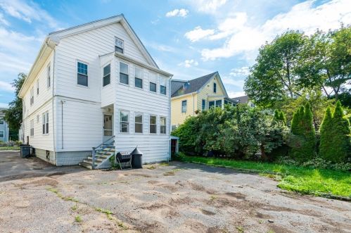 111 Varnum St, Arlington MA  02474-8737 exterior