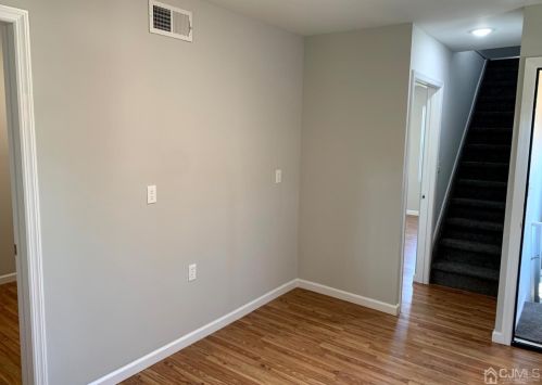 30 Emerson St, Carteret NJ  07008-2522 exterior