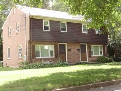 124 Rowe St, Newton, MA 02466-1528