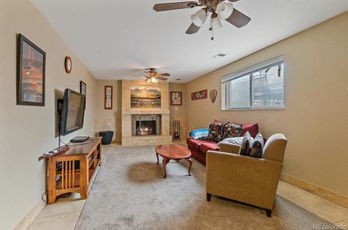 7154 Quebec Ct, Englewood CO 80112-1721 exterior