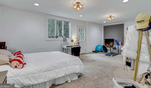 1488 Brk Vly Ln, Atlanta GA 30324-3264 exterior