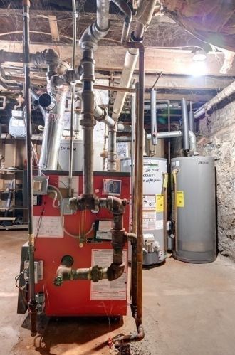 16 Harlow St, Worcester MA 01605-3321 exterior