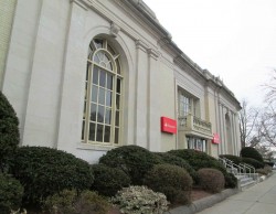 1314 Washington St, Newton, MA 02465-2027