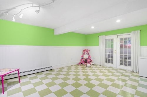 2276 Cedar St, Dighton MA 02715-1035 exterior