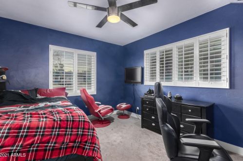 2126 Cambridge Ave, Phoenix AZ 85007-1111 exterior