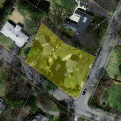 81 Vista Ave, Newton MA 02466-2810 aerial view