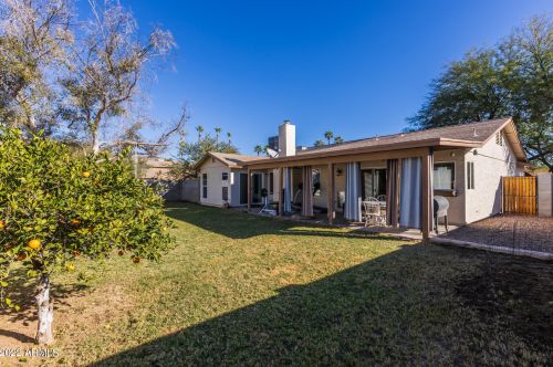 10602 42nd St, Phoenix AZ 85050-3376 exterior