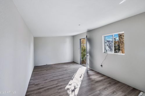 4115 Catalina Dr, Phoenix AZ 85015-6024 exterior