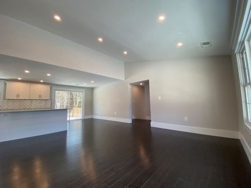 332 East St, West Bridgewater MA  02379-1808 exterior