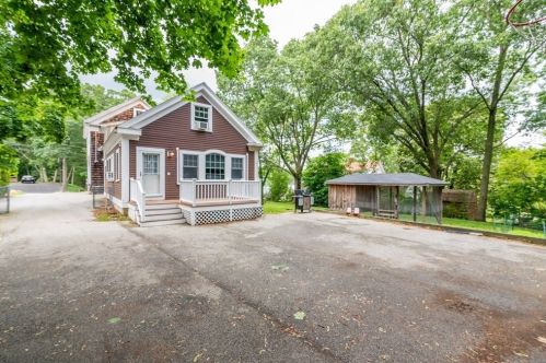 89 Mill St, Weymouth, MA 02188-1918