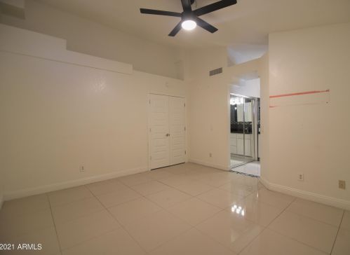 1932 Alta Vista Rd, Phoenix AZ 85041-5443 exterior