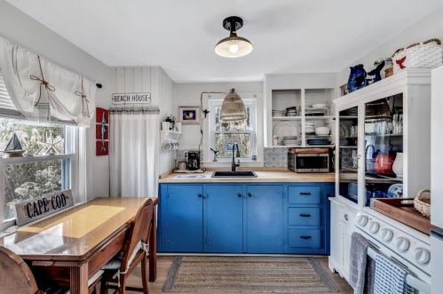 722 State Hwy, Eastham MA 02642-2534 exterior