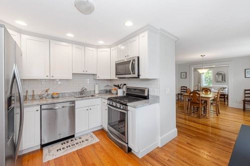 42 Bowdoin St, Arlington, MA 02474-3411