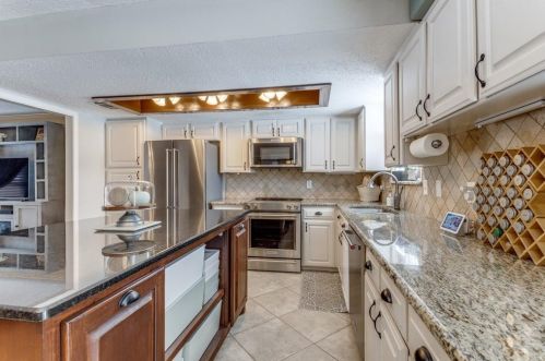 2605 Laurel Ln, Plano TX 75074-4812 exterior