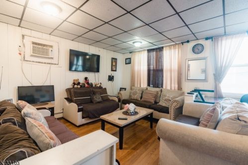 146 Heckel St, Belleville NJ 07109-1059 exterior