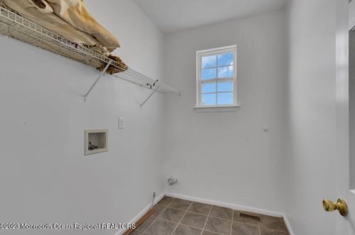 111 Picadilly Dr, Jackson Twp NJ  08527-1290 exterior