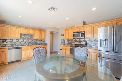 3013 Aster Dr, Phoenix AZ 85032-7332 exterior