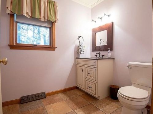 25 Mockingbird Ln, Montgomery MA 01085-1700 exterior