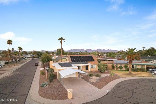 2929 Bloomfield Rd, Phoenix, AZ 85032-7104