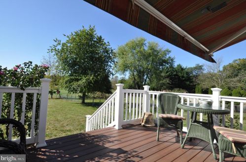 24854 Main St, Columbus NJ 08022-1339 exterior