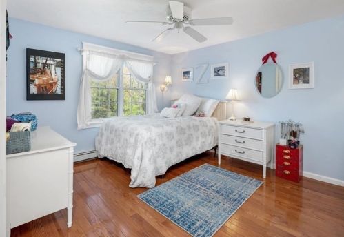 21 Franklin Rodgers Rd, Hingham MA 02043-2665 exterior