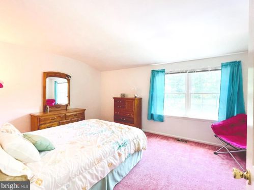 26 Tattersall Dr, West Deptford NJ 08051-1712 exterior