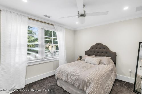 61 Winding Way, Little Silver NJ 07739-1720 exterior