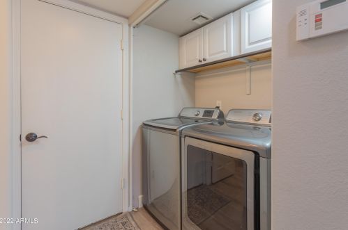 4246 Agave Rd, Phoenix AZ 85044-4646 exterior