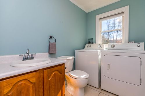 3 Dinahs Way, Wareham MA 02571-1463 exterior