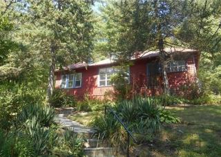 154 Beaumont Ave, Newton MA  02460-2330 exterior