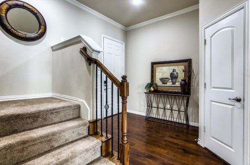 6403 Eagle Nest Dr, Garland, TX 75044-3826