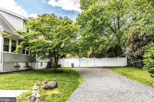 141 Progress Ave, West Deptford NJ 08096-1212 exterior