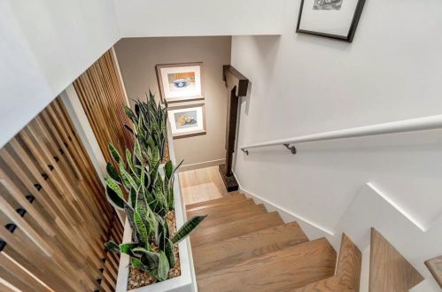 1506 Brook Valley Ln, Atlanta GA  30324-3212 exterior