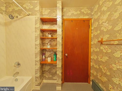 2204 15 St, Philadelphia PA 19132-4414 exterior