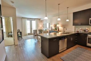 1675 Morten Ave, Phoenix AZ  85020-4610 exterior