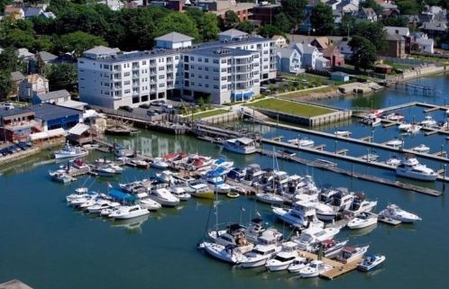 550 Pleasant St, Winthrop MA  02152-2780 exterior