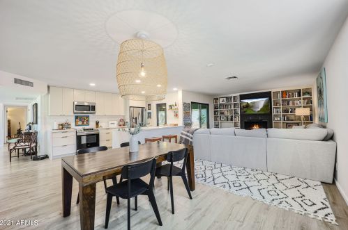 8133 16 Dr, Phoenix AZ 85015-1426 exterior