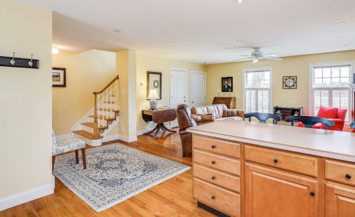 20 Locust Rd, Eastham MA 02642-2460 exterior