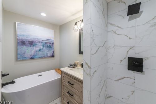 131 Combs Hollow Rd, Dover NJ  07869-3504 exterior