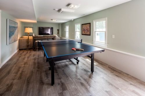 74 Ellis St, Chatham MA  02633-1881 exterior