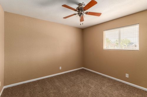 8444 6 Ave, Phoenix AZ 85023-6580 exterior